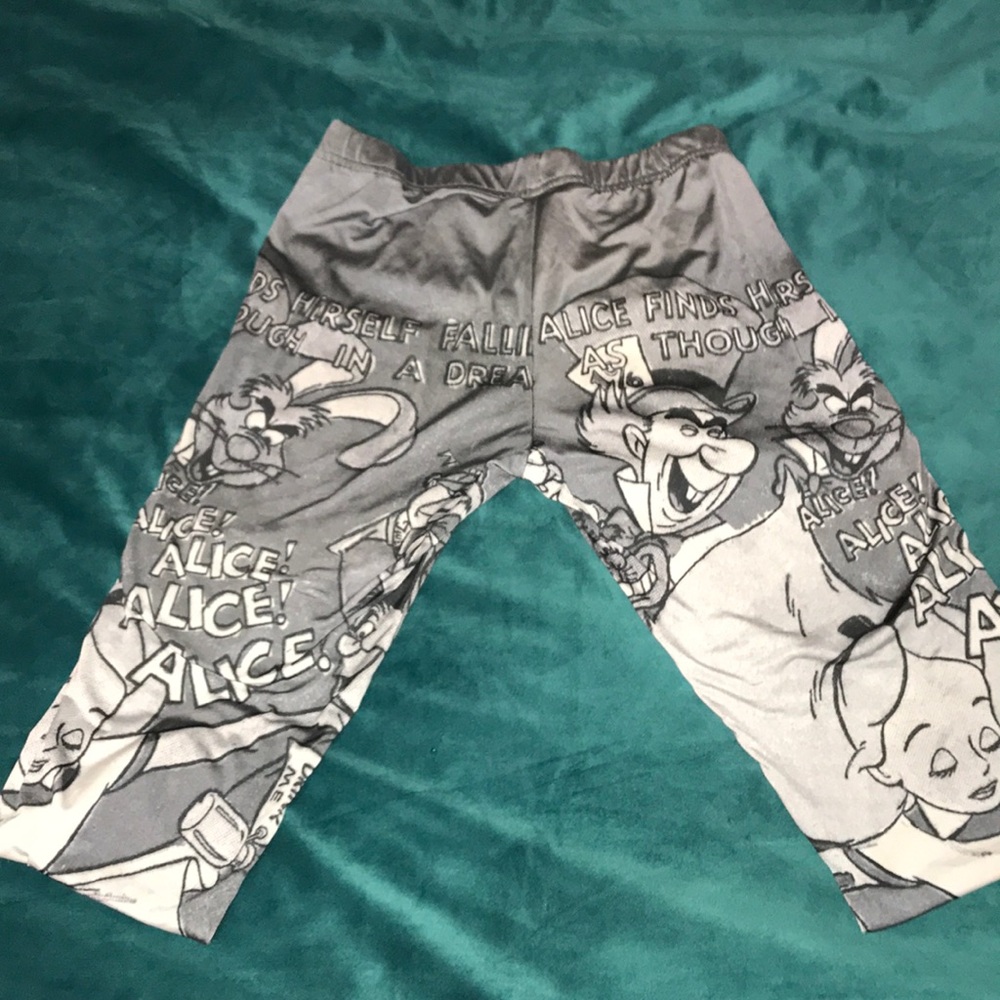 Alice in Wonderland Leggings